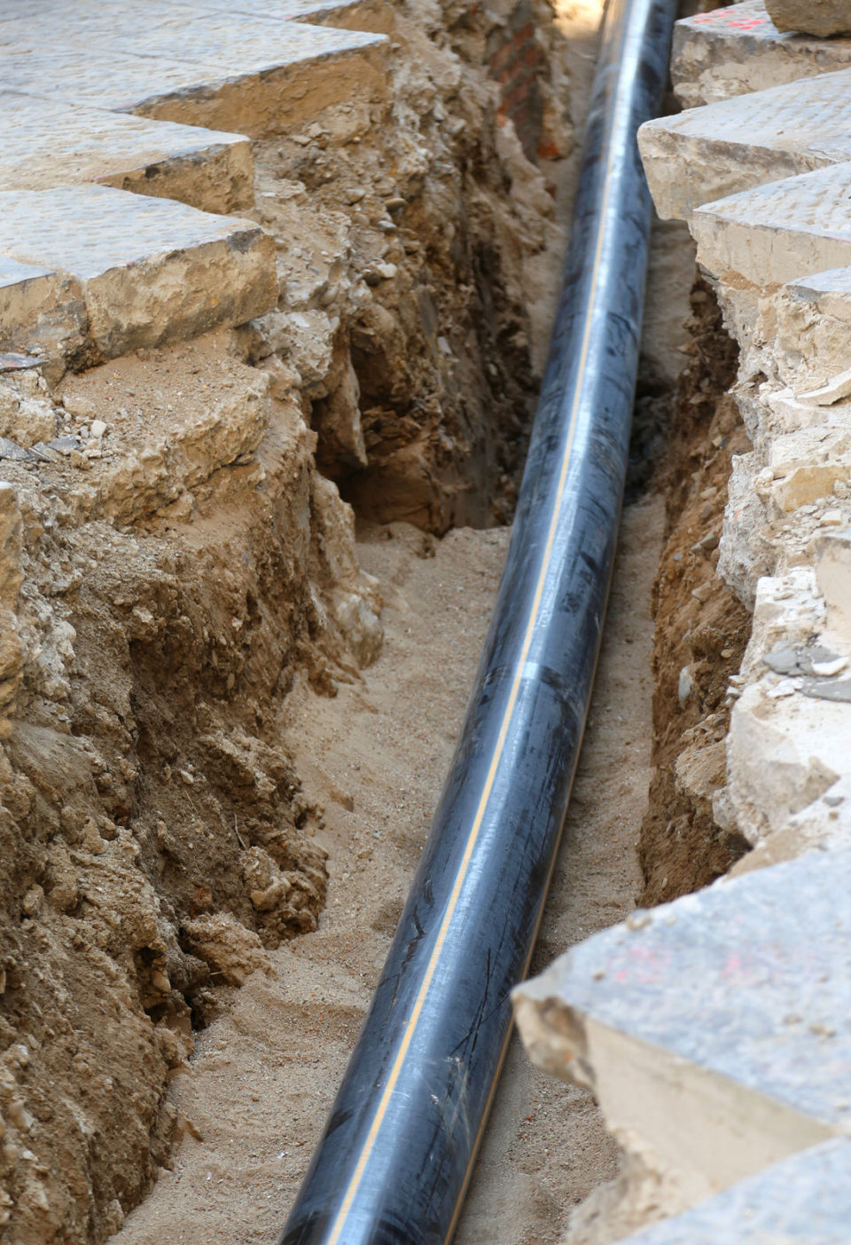 Utility Cable & Water Pipe Laying